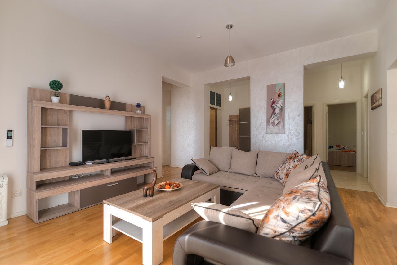 Apartments Harmonia Colours Μπούντβα Εξωτερικό φωτογραφία